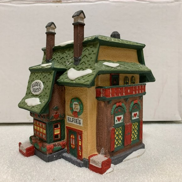 COPY - Dept 56 Elfie's Sleds & Skates North Pole Village Lighted Christmas Buil… - Picture 9 of 12